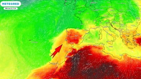 Aemet avisa del cambio total de tiempo que llega a España: de la anomalía fría en Cataluña a los 37 ºC en Galicia en unas horas
