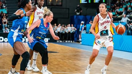 España aplasta a Reino Unido para debutar con victoria en el Eurobasket