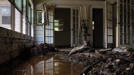 Texas Flood Donations Are Becoming a Culture-War Casualty