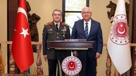 Milli Savunma Bakanı Güler, Genelkurmay Başkanı Bayraktaroğlu’nu kabul etti