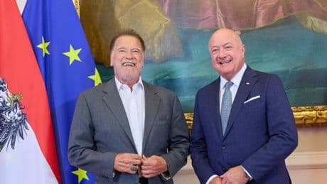 Arnold Schwarzenegger: So feiert er "Klimahelden" bei Gipfel in Wien