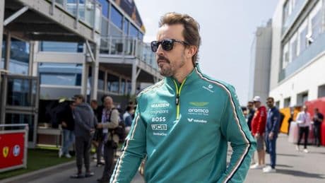 Alonso, desatado: "A ver si podemos adelantar a Hamilton en la salida, estoy confiado"