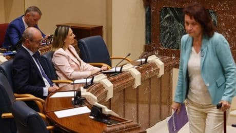 La izquierda carga contra el acuerdo PP-Vox en Murcia: "El precio de estos Presupuestos regionales son vidas humanas"