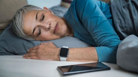 Schlechte Schlafqualität - Wie uns Fitness-Tracker nachts die Ruhe rauben