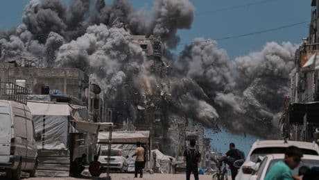 UN chief says it's 'unacceptable' that Palestinians are 'risking their lives for food'