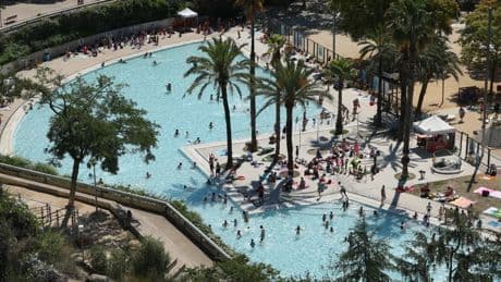Barcelona inicia este fin de semana la apertura &quot;progresiva&quot; de sus 14 piscinas municipales al aire libre para el verano