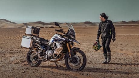 Hace 20 años, BWM se alió con un fabricante chino para fabricar motos. Ahora, ese fabricante les ha comido la tostada por completo