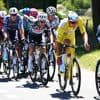 Live Tour | Peloton opent aanval renners aan kop voor slot met drie klimmetjes
