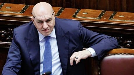 Crosetto: «Raid su Gaza ingiustificati, vittime civili non sono danni collaterali tollerabili»