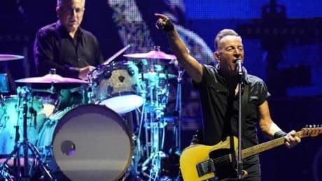 San Sebastián se prepara para recibir esta tarde a Bruce Springsteen