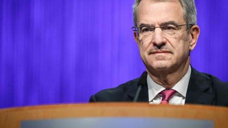 Lebensmittelindustrie: Nestlé feuert Vorstandschef wegen nicht offengelegter Beziehung