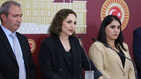 Şırnak’ta elektrik faturalarına tepki | DEM Parti Şırnak Milletvekilleri: Yurttaşların yaşam ve sağlık hakkı tehdit ediliyor