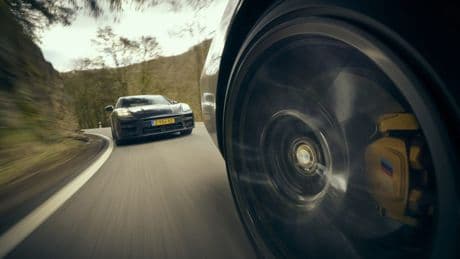 BMW M5 vs. Porsche Panamera: wat is écht de beste?
