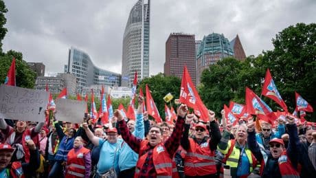 Medewerkers van sociale werkplaatsen zijn het zat ‘altijd achteraan te moeten aansluiten’