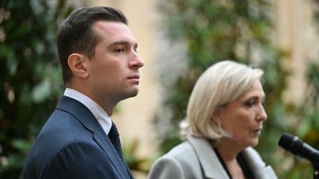 Au RN, la longue quête des 1000 signatures en vue de la présidentielle