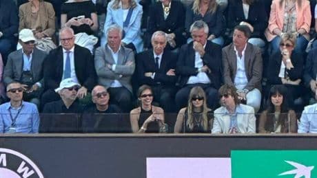 Sinner, i vip alla finale: da Victoria e Thomas dei Maneskin (con fidanzate), a Lotito, De Rossi e diversi ministri. Chi è andato al Foro Italico