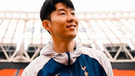 Así llega el Tottenham: un emotivo abrazo con su ex Llorente y un entrenador en la cuerda floja