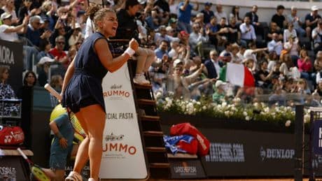 Jasmine Paolini, oggi la finale contro Coco Gauff: l'orario di inizio e dove vederla in tv (anche in chiaro)