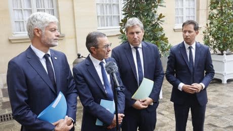 La droite divisée entre esprit de responsabilité et volonté de s’affranchir de Bayrou