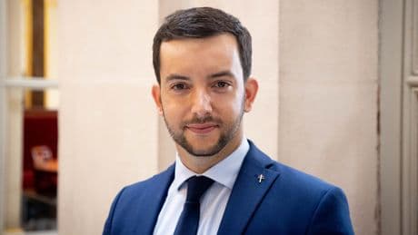 «Chaque jour qui passe depuis un an est du temps perdu pour la France» : Jean-Philippe Tanguy réclame une nouvelle dissolution