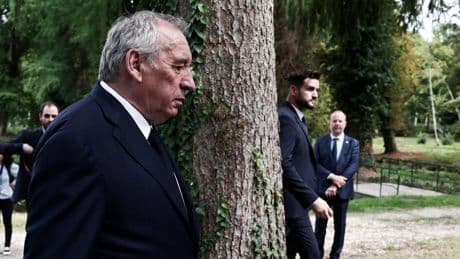 Regierungskrise in Paris: Frankreichs Regierung wackelt [Online-Abo]