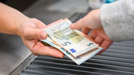 Viele inländische Aufträge stärken Hoffnung auf Trendwende