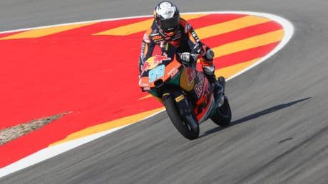 El líder Rueda, pole en Moto3 en Aragón