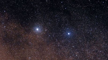 Ni asteroides ni meteoritos: El telescopio James Webb detecta el exoplaneta gigante más cercano a la Tierra