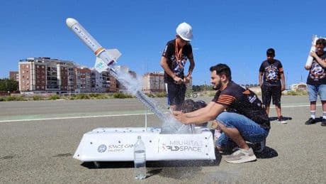 El sector aeroespacial valenciano apunta a las estrellas