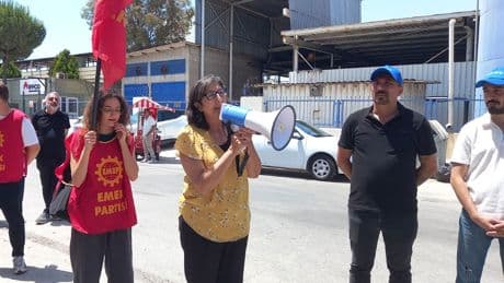 EMEP'ten greve çıkan DYO Boya işçilerine destek ziyareti