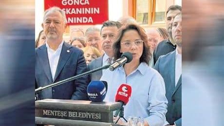 CHP’li başkanın aile evine Molotof