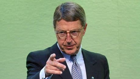 Nach dem Eklat am Lufthansa-Gate - Kriegt Ex-Metro-Chef jetzt Hausverbot am Flughafen?