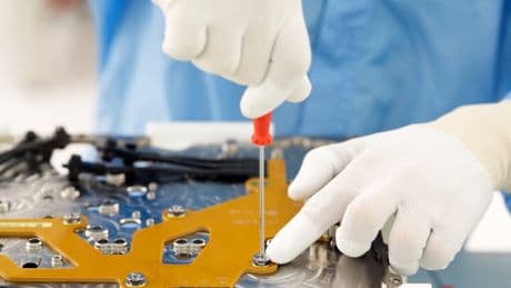 Pase lo que pase con los aranceles, la industria tecnológica está condenada: huir de China significa subir precios