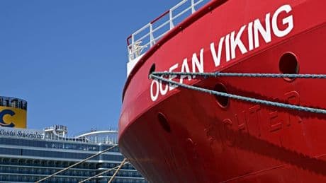 Plus de 270 migrants secourus au large de la Tunisie par le navire «Ocean Viking»