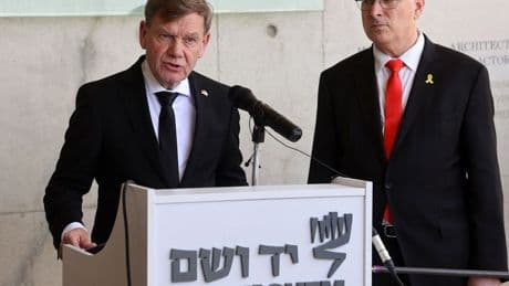 Krieg in Nahost: Wadephul besucht Holocaust-Gedenkstätte Yad Vashem