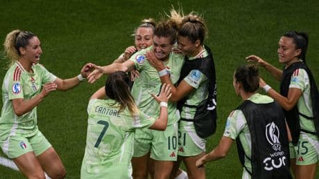 Europei di calcio femminile: le ragazze dell’Italia senza limiti (con la spinta di Del Piero)
