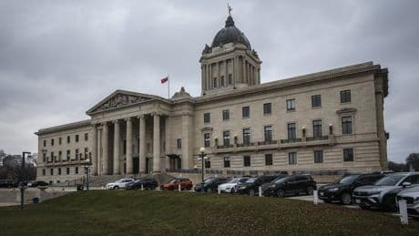 Manitoba Opposition Tories agree to speed passage of free trade bill before summer