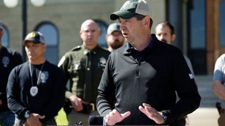 Former US soldier suspected of killing 4 in Montana remains at large