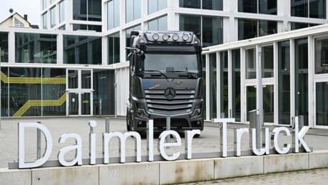 Sinkende Absätze: Daimler Truck streicht Stellen in allen deutschen Werken