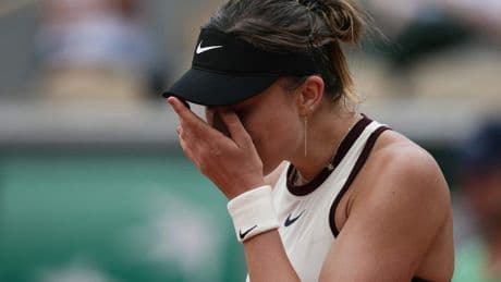 Una Badosa rendida cae ante Kasatkina en tercera ronda de Roland Garros