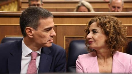 Hacienda inicia los trámites para ejecutar la condonación de la deuda a las CCAA