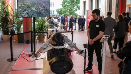 Volar por el mundo sin despegar del suelo: la experiencia de Espacio Iberia Madrid