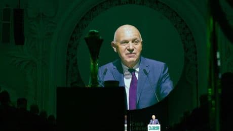 Fußball: DFB-Chef Neuendorf strikt gegen WM mit 64 Mannschaften