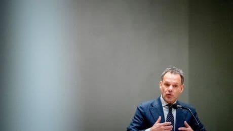 Veldkamp werd zelf kritischer op Israël, maar liep in binnen- en buitenland tegen muren op