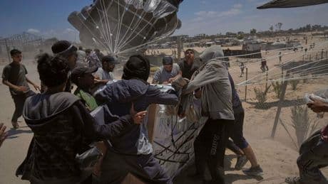 Nahost-Krieg: Hungersnot in Gaza: Warum die wenigen Hilfsgüter oft nicht bei den Bedürftigen ankommen