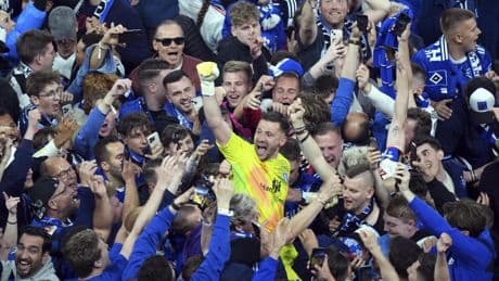 El Hamburgo regresa a la Bundesliga siete años después