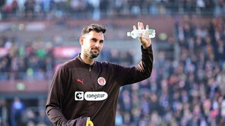 Der Nächste ist weg - Torwart-Kahlschlag bei St. Pauli
