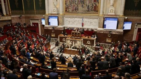 L’Assemblée nationale sous tension : « Dans les couloirs, il y a des députés qui ne se disent même plus bonjour »