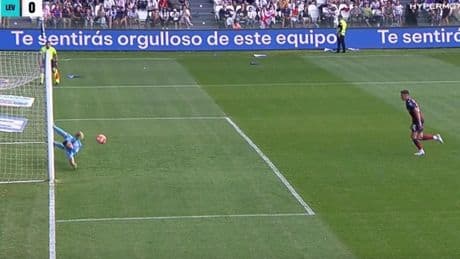 Las mejores paradas de la jornada 41 en Segunda
