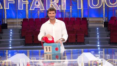 De Martino corre ai ripari